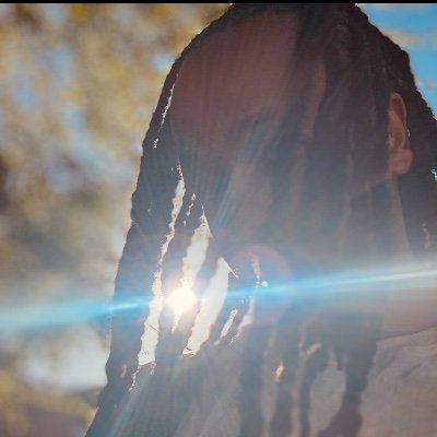 I’m some fly nigga who go off vibes gd ones I keep close no time for fuck shit