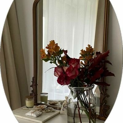 slidinghoney's profile picture. yes. i'm blessed.