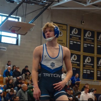 Triton (MA) 2025 | Wrestling and Football | 5,7 150 | 4.35 weighted GPA| sgimlach@gmail.com