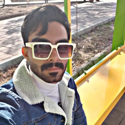 hoceynam's profile picture. turk🇹🇷
مهندس در حال تحصیل💼