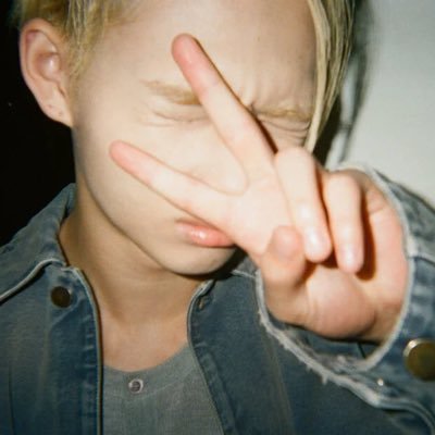 muraniki's profile picture. siempre esperen lo inesperado