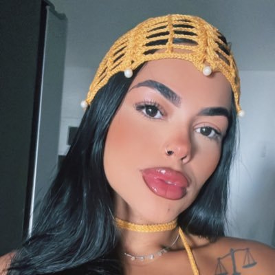 Advogada, pós graduada em direito penal e processo penal. No Twitter eu só falo merda e na vida real também. IG@: julianagandini.adv