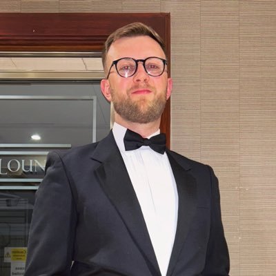 Evertonian & Gull | Commentator, @sloughtownfc | First Team Scout, @oxcityfc