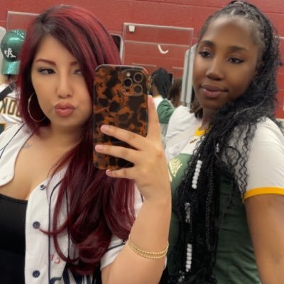 a bad bitch, who loves anime, ❤️Jensen Ackles ❤️Kpop(GOT7💚), and photography. kind of a horror movie buff …supernatural hoe… queen of adhd.