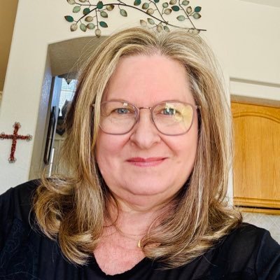 CharMtnMama's profile picture. 