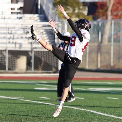 Sal Comp Sabres #99⚔️🔴⚫️C/o 2026 Punter/Kicker 5’10,154 lbs//Proverbs 3:15 Email: prestonsam407@gmail.com Ig: sam.preston27