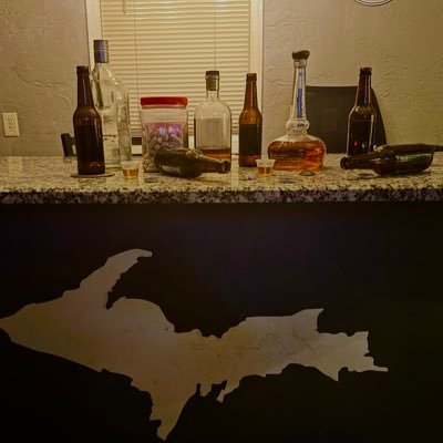 DrinkUP906's profile picture. Live every Friday night at 6pm Central on YouTube https://t.co/UrkNwtUNcr AND NOW ON KICK just search Drink_UP
