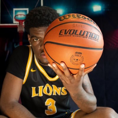 God | Family | Hoops | ‘25 6’1 combo guard contact me - 937-875-1930 ihoopmir@gmail.com