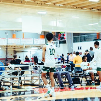 2028 6'3 combo guard @ @wschristian_mbb insta-thetjholmes