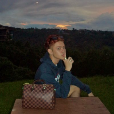 httpxdejuan's profile picture. 🏴‍☠️| 𝚿