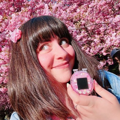🗣️ “to•love•L” |📲 Content Creator from NYC🗽| 🎦 YouTube Partner / 16k+ on TikTok | Virtual Pets + Hobby Collecting 🧸| Contact: tolovelfromvine@gmail.com💌