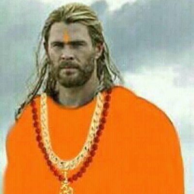 हसरतें कुछ और, वक्त की इल्तजा कुछ और, कौन जी सका है, अपने मुताबिक ज़िन्दगी...