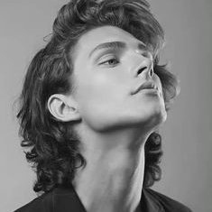 SJones35695's profile picture. 积德行善厚德载物！