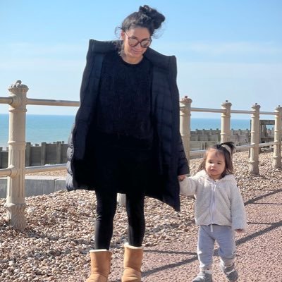 Senior Researcher & yoga instructor | proud dyslexic | @UCLchildhealth Views my own.