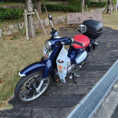 1900year's profile picture. Osaka biker
　Super Cub C125 2019〜
一応、バイク垢です🤣
DM✉️❌️美しいものは美しい　千里の道も一歩から　適応障害⇒身体表現性障害