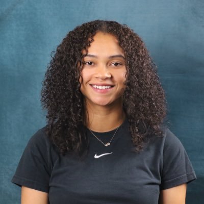 raynelllynn's profile picture. CSUS ‘25 🐝 | Visuals Staffer @thestatehornet 📸