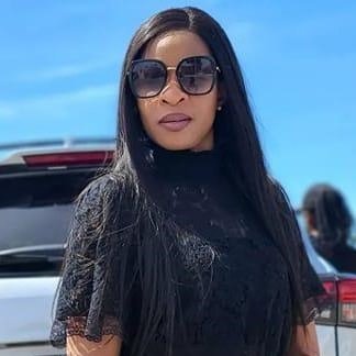 My name is Jessie, I am a professional Graphic & Web Designer with 9 years of experience. I help new startup and existing business owners to design their brand.