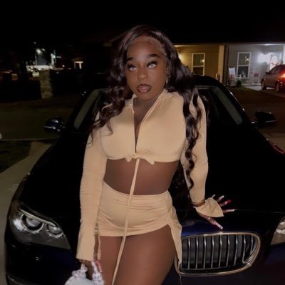 22 / Keke 🇲🇽 I only reply to menu + meet 💰 https://t.co/Vemmfc5rtI