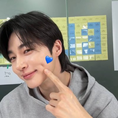 ✿ 𝖠 𝗉𝖾𝗋𝗌𝗈𝗇 𝗐𝗁𝗈𝗌𝖾 𝗍𝖺𝗌𝗍𝖾 𝗅𝖾𝖺𝖽𝗂𝗇𝗀 𝗍𝗁𝖺𝗇 𝗂𝗇𝖼𝗈𝗆𝖾 / 𝖭𝖺𝗍𝗂𝗈𝗇𝖺𝗅𝗂𝗍𝗒 : 𝖡𝖶𝖲 𝖣𝗂𝗆𝗉𝗅𝖾𝗌