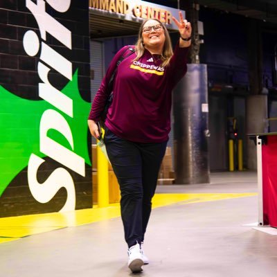 @CoachChelsie