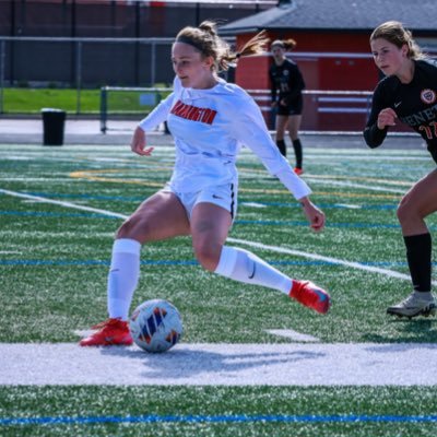 2026 / Barrington High School Varsity Soccer #7 / FC1974 GLSA 08 Elite #12 / Defender / GPA 4.2 / Email: chloegierthy2026@gmail.com