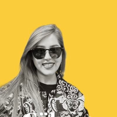 Gokceenn's profile picture. dönüşüyorum