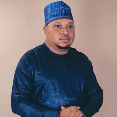 OnaloPeter3's profile picture. Love life