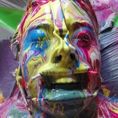 messy_uraaka's profile picture. ゆうきです。メッシーが大好きです。特に絵の具とか金粉・銀粉、墨汁などが好きです！僕はかけられる側が好きです。よろしくお願いします。DMとか遠慮なくお願いします。
