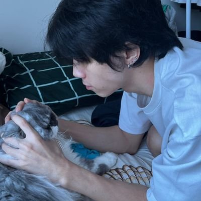 SalmaHuda72's profile picture. U & Y