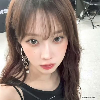 ys4292623431572's profile picture. 