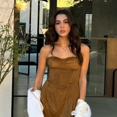 noracooperr_'s profile picture. Chic Predator 🐆