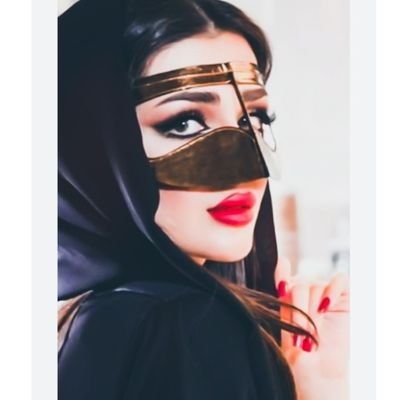 امرئه باهرت الجمال عاليه الذوق رقيقه تملاها الحنيه ليس لها مثيل 🥀❣️🎵