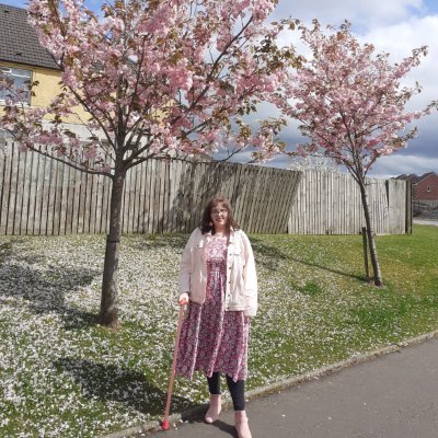 22yo disabled blogger and book fiend | A kaleidoscope of chaotic content | Scottish Rapunzel-Anna-Belle hybrid 💜💫💜