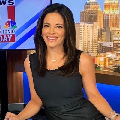 Morning Anchor @news4sa, Cuse' Alum. Truth seeker. Storyteller. Jersey-born. Totally Gluten Free. Graced.