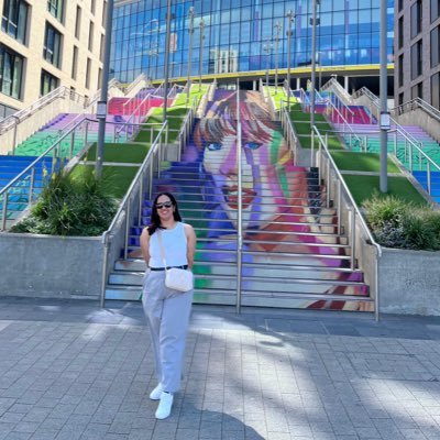 jasleen101010's profile picture. Data Analyst at @HSBC | Full time Swiftie