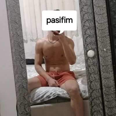 Hoş bir pasifim 😉😋
yeri ya da aracı olanla görüşüyorum.
grup teklife açığım. eğlenceli olsun 😉