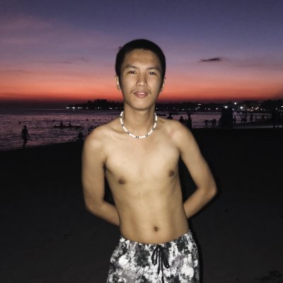 19 • 🇵🇭 • Adventure Explorer 🧭 • It's really to fight even if you don't have anything to fight for ✊🏼 • 📧 laurencekrloliva@gmail.com