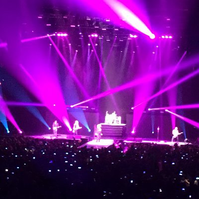 ClassicRockVibe's profile picture. Classic Rock Music From The 70s 80s 90s