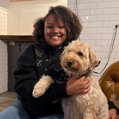 iOS Developer || @ResilientCoders alum 2022A || (🇺🇲🇯🇲) #BlackTechTwitter ||
Foodie🍕/ Photography 📷/ Travel 🛩