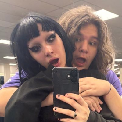 Current jungler for T3 in Pokemon Unite. Best greninja world. Retired SSBU semi pro (joker main) i love my pretty girlfriend @stuffedbunnirot🥰🫶