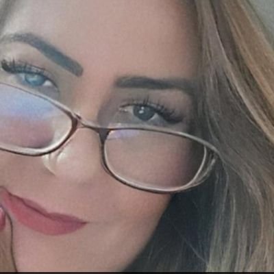♏
Você só incomoda os fracos, os fortes te admiram.