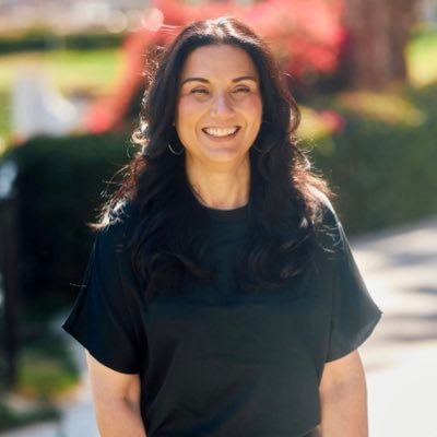 Educator 📚 | Proud UCF Knight ⚔️ | Family & Football Enthusiast | Passionate about inspiring and empowering through learning.