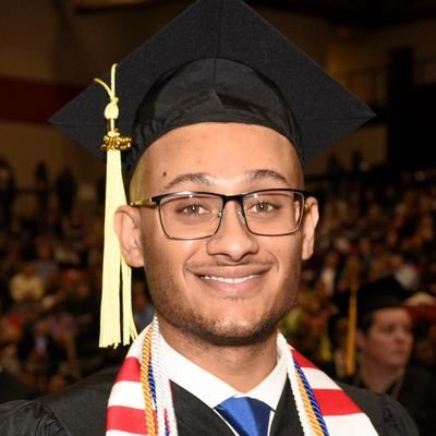 ♍️♍️♏️||
25🏳️🌈||B.S. Political Science SIUE||MPA 25'|| Future US Senator 🇺🇲