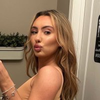 Valentina (@valeexreadd) 's Twitter Profile