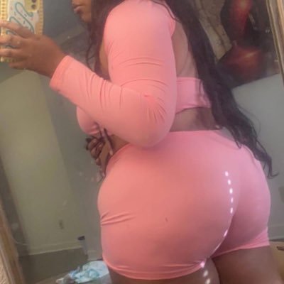 25 | Lightskin BBW 🍑💦 SC based. Thick, nasty & real af. GFE/PSE. Mouth crazy. 💋 💌 DMs open for serious inquiries only. 🔞 100% discreet