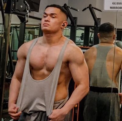 Marketing Professional into Fitness, Dance, Anime and Videogames.