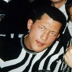 _r4v7's profile picture. @Uu8Ru