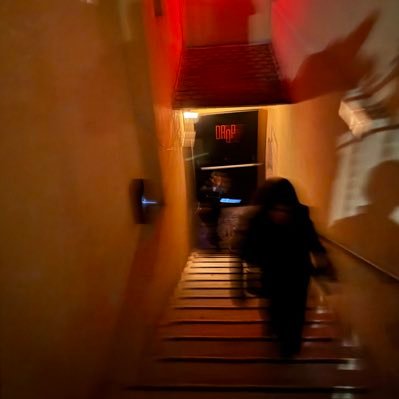 MuneeraMia's profile picture. I love art.