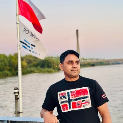Engineer || PTI Social Media Worker || 🇵🇰 ZINDABAAD! New account: Follow me to follow back.