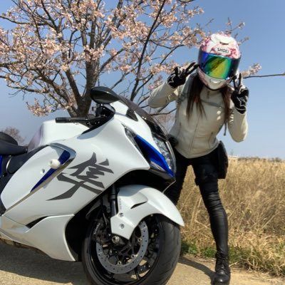 AnesanKyoto's profile picture. バイク中心ですがその時の気分で他の事も少し話したりします🙇‍♀️